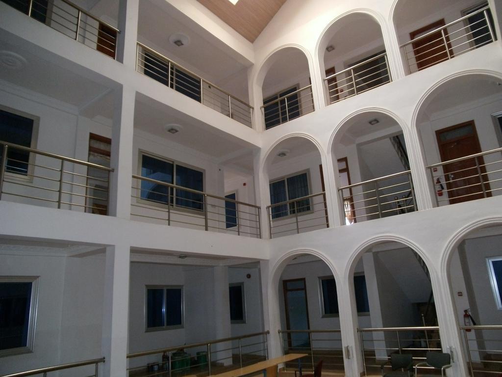 Pemicsa Hotel Accra Spintex Exterior foto